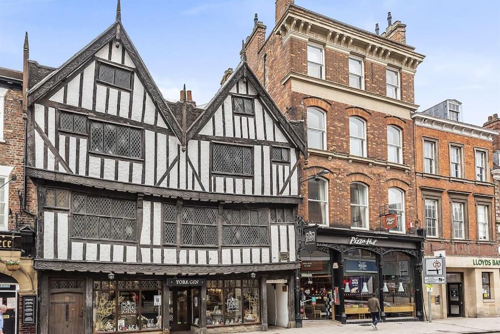 Rowntree One - Stunning Apartment- Grade II Listed ยอร์ค ภายนอก รูปภาพ