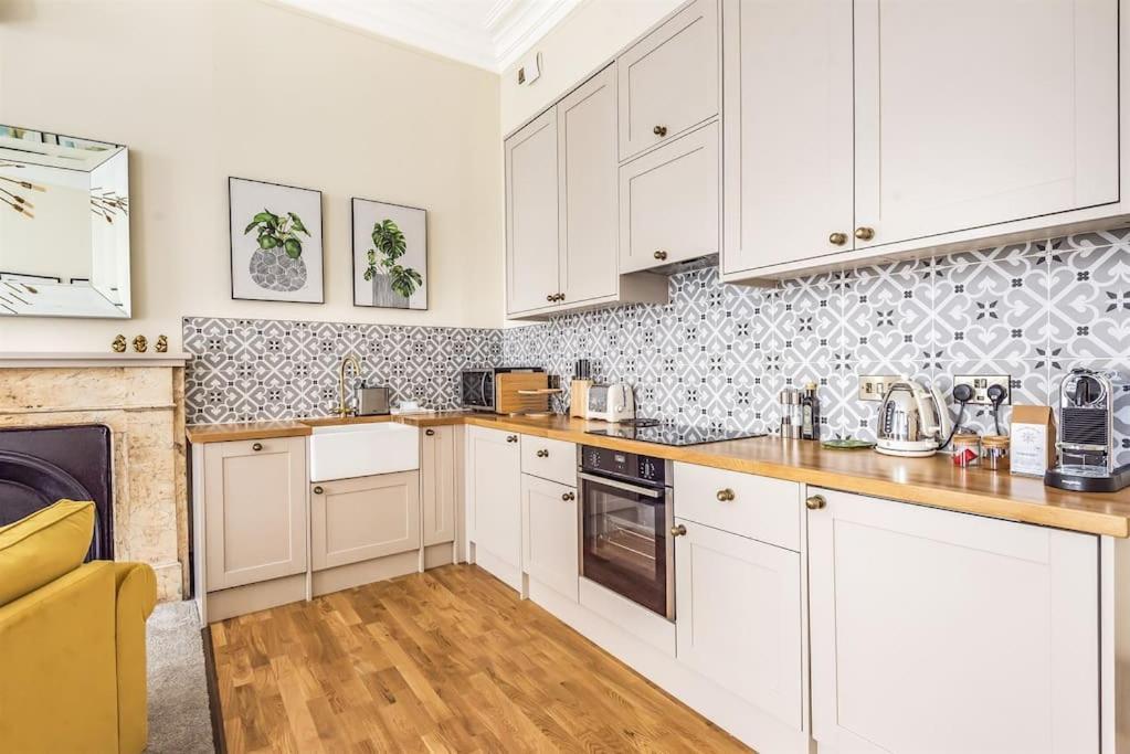 Rowntree One - Stunning Apartment- Grade II Listed ยอร์ค ภายนอก รูปภาพ